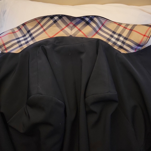 Burberry Black Overcoat - Picture 10 of 10